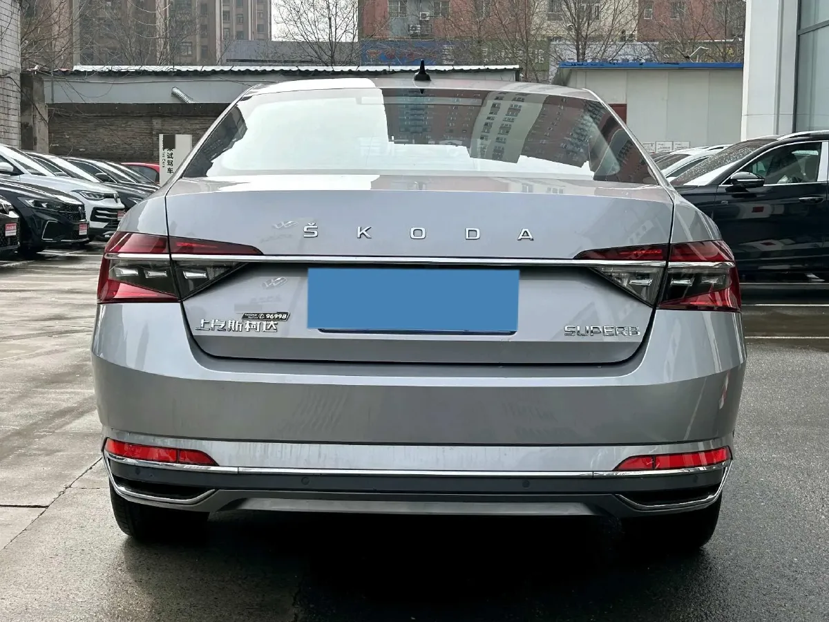 2023 Skoda Superb 1.4T 150HP L4 7DCT,autocango,china used car exporter,china ev exporter,chinese used car exporter,chinese used ev exporter