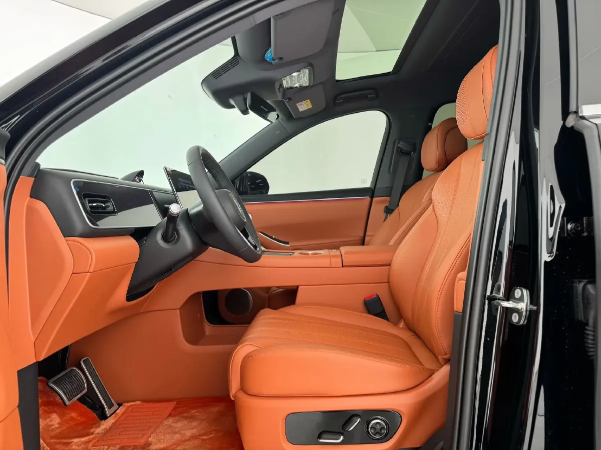 2026 AITO AITO M7 REEV 160HP REEV,autocango,china used car exporter,china ev exporter,chinese used car exporter,chinese used ev exporter