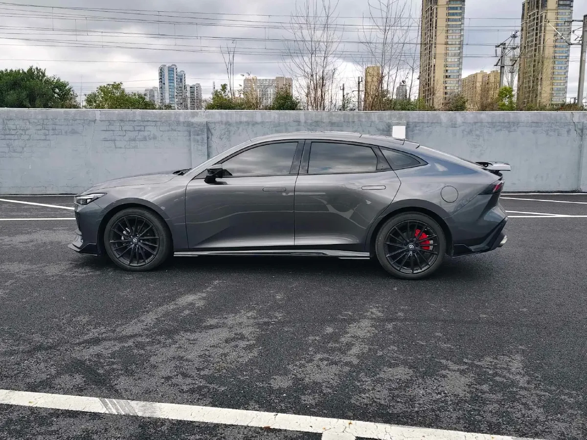 2023 ChangAn UNI-V 1.5T 188HP L4 7DCT,autocango,china used car exporter,china ev exporter,chinese used car exporter,chinese used ev exporter