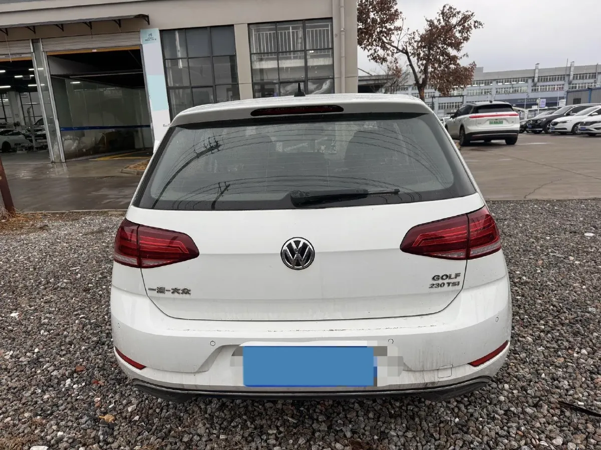 2019 Brilliance Auto V7 1.8T 231HP L4 7DCT,autocango,china used car exporter,china ev exporter,chinese used car exporter,chinese used ev exporter