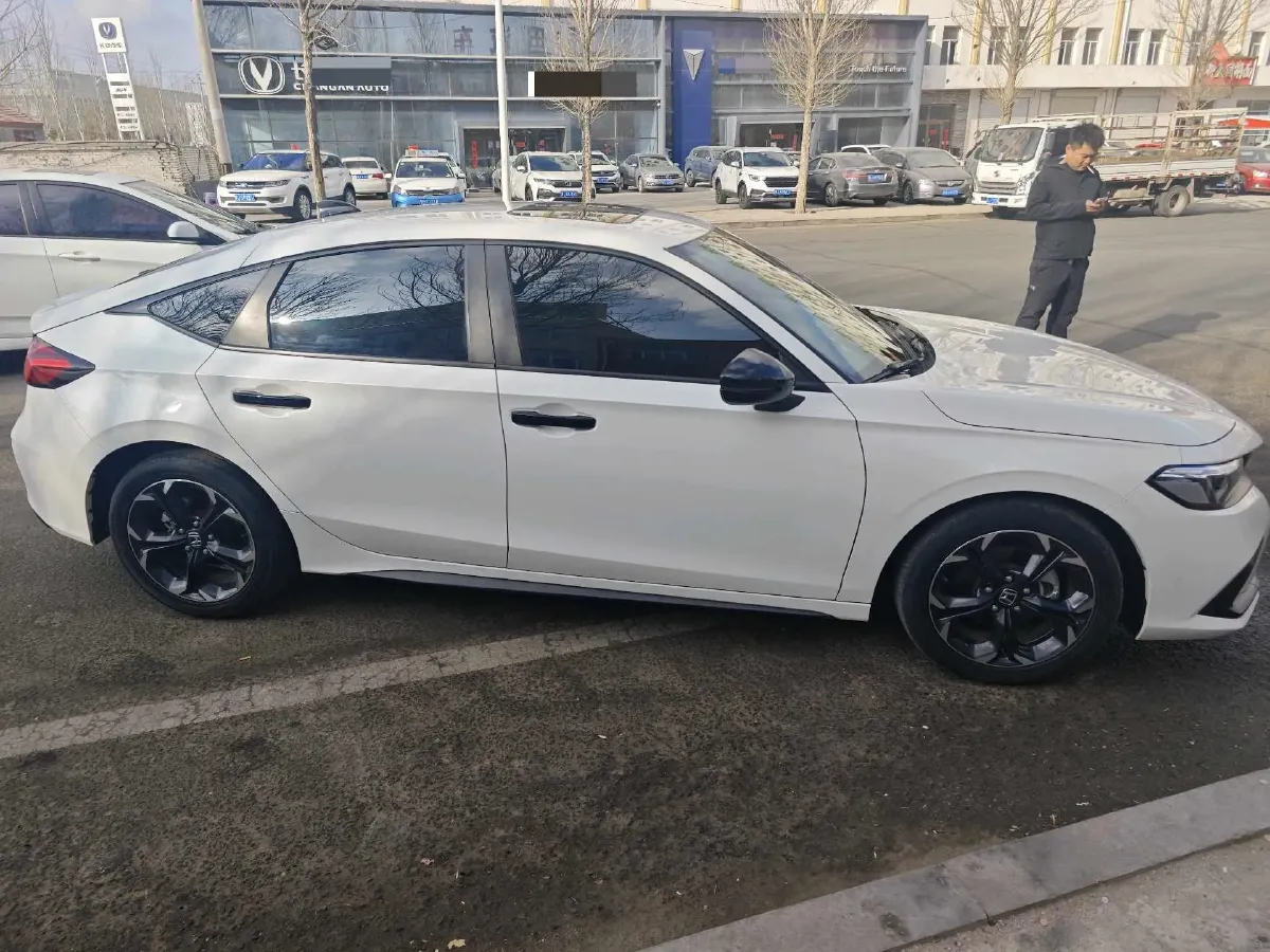 2023 Honda Civic 1.5T 182HP L4 CVT,autocango,china used car exporter,china ev exporter,chinese used car exporter,chinese used ev exporter