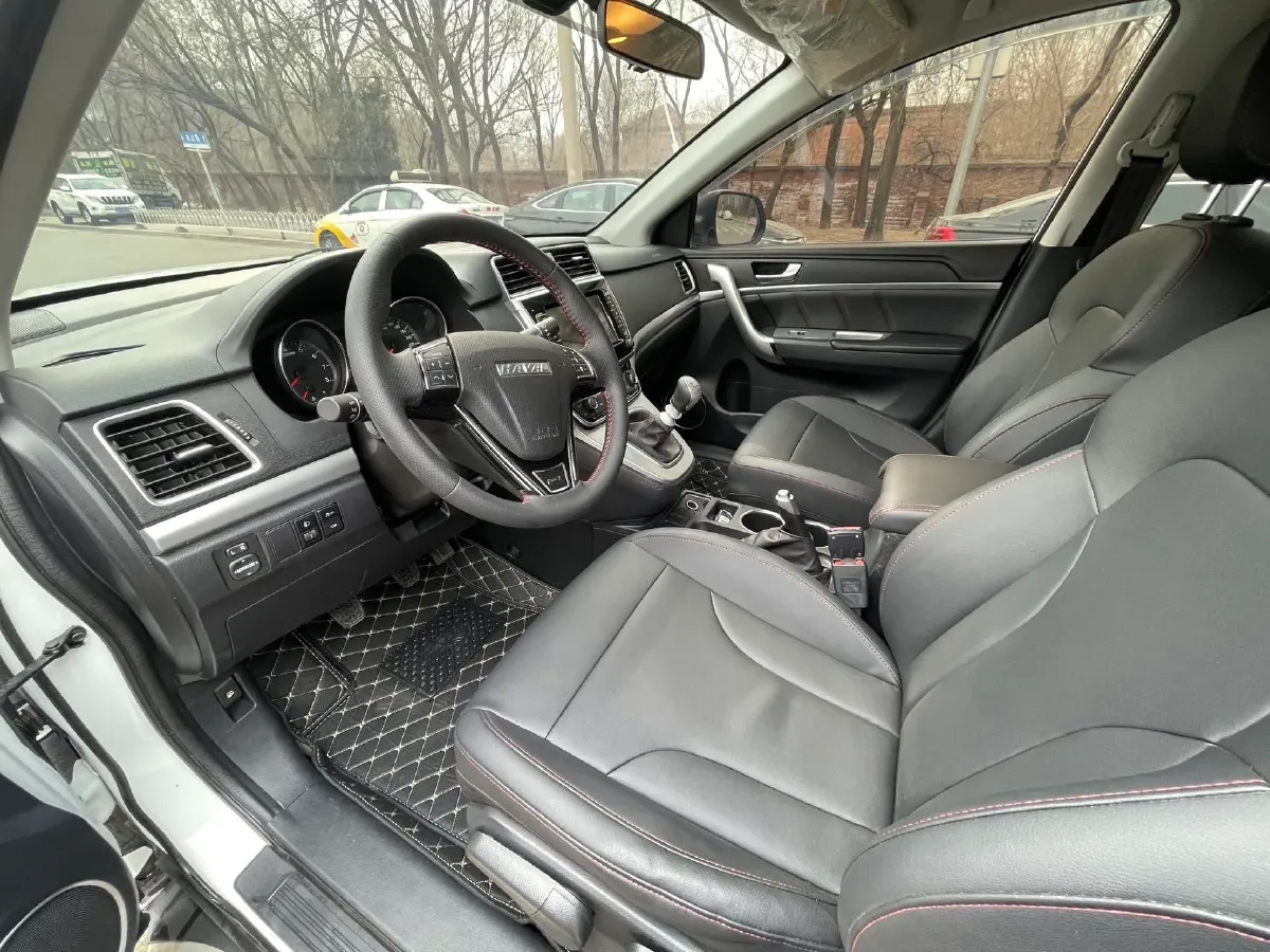 2019 Haval M6 1.5T 150HP L4 6MT,autocango,china used car exporter,china ev exporter,chinese used car exporter,chinese used ev exporter