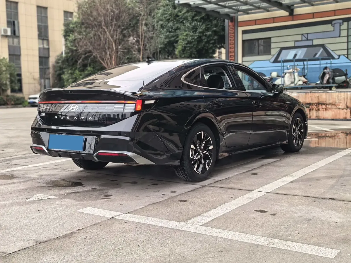 2024 Hyundai Sonata 1.5T 170HP L4 8AT,autocango,china used car exporter,china ev exporter,chinese used car exporter,chinese used ev exporter