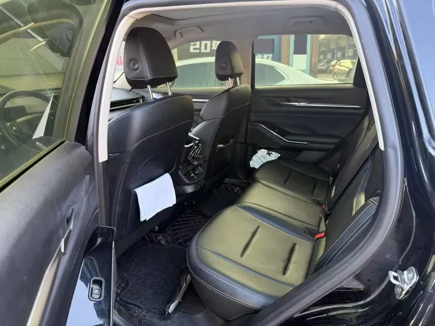 2021 Haval H6 2.0T 211HP L4 7DCT,autocango,china used car exporter,china ev exporter,chinese used car exporter,chinese used ev exporter