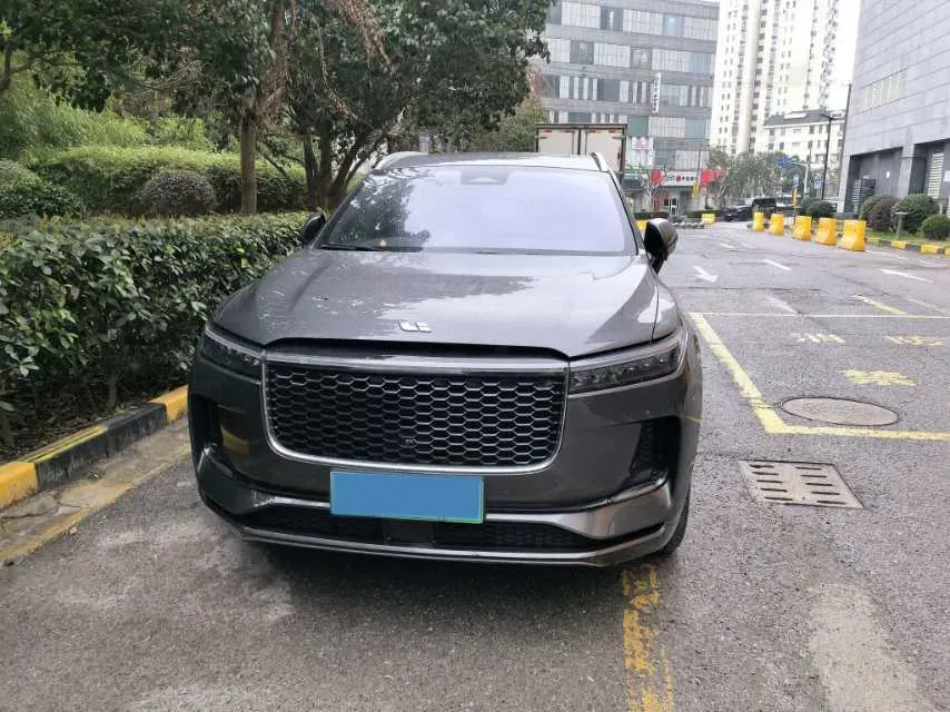 2021 Li ONE Range Extended 131HP REEV 40.5KWH,autocango,china used car exporter,china ev exporter,chinese used car exporter,chinese used ev exporter