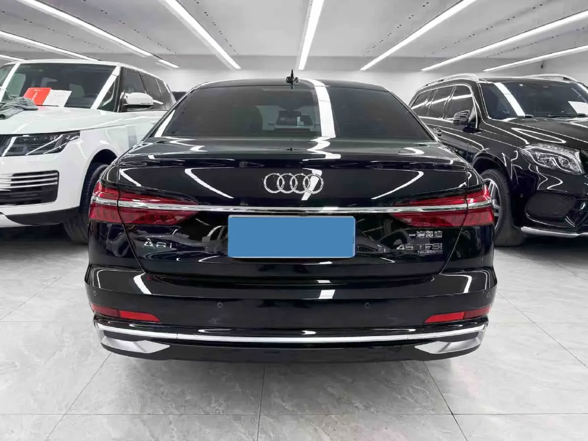 2026 Audi A6L 2.0T 245HP L4 7DCT,autocango,china used car exporter,china ev exporter,chinese used car exporter,chinese used ev exporter
