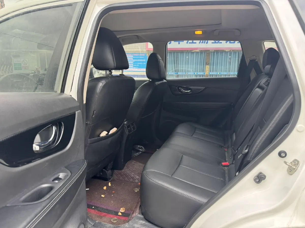 2020 Nissan X-Trail 2.5L 186HP L4 CVT,autocango,china used car exporter,china ev exporter,chinese used car exporter,chinese used ev exporter