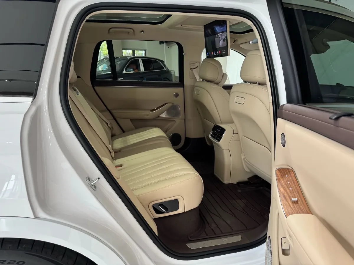 2026 AITO AITO M7 BEV,autocango,china used car exporter,china ev exporter,chinese used car exporter,chinese used ev exporter