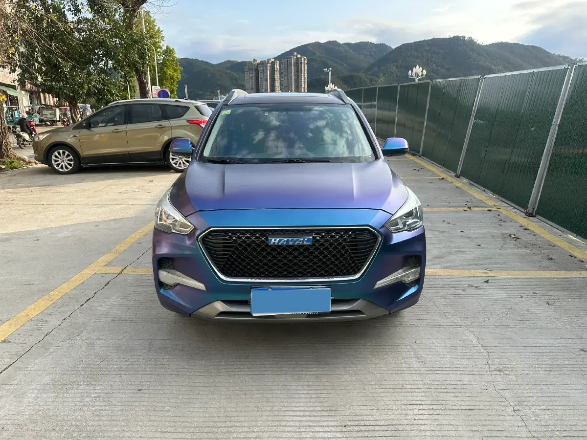 2018 Haval M6 1.5T 150HP L4 6MT,autocango,china used car exporter,china ev exporter,chinese used car exporter,chinese used ev exporter