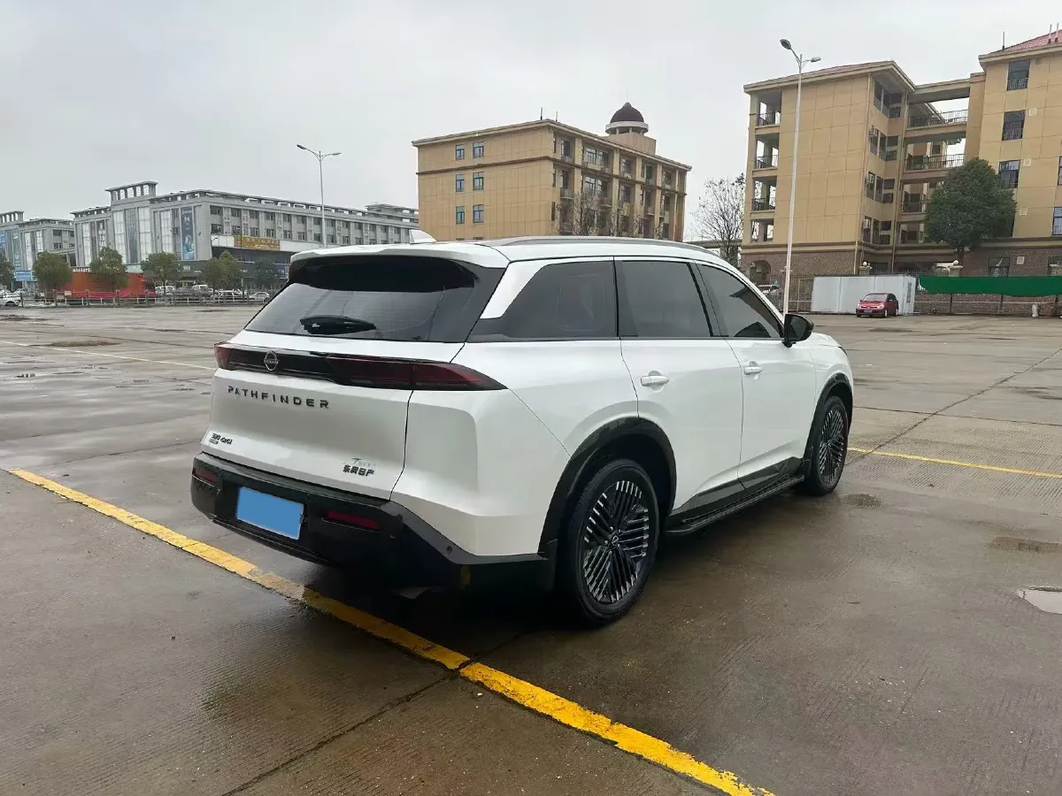 2024 Nissan Pathfinder 2.0T 252HP L4 9AT,autocango,china used car exporter,china ev exporter,chinese used car exporter,chinese used ev exporter