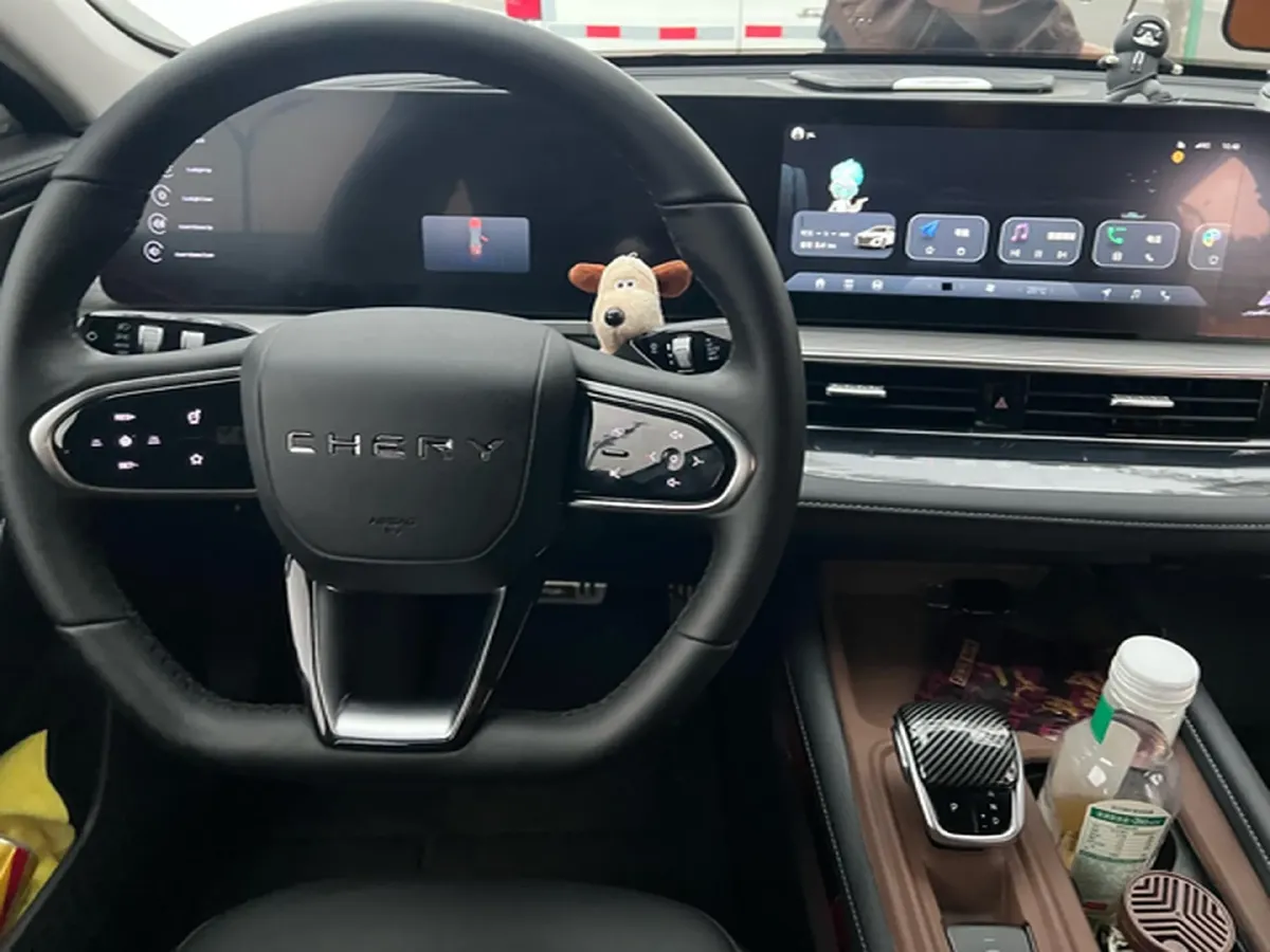 2025 Chery Arrizo 8 1.6T 197HP L4 7DCT,autocango,china used car exporter,china ev exporter,chinese used car exporter,chinese used ev exporter