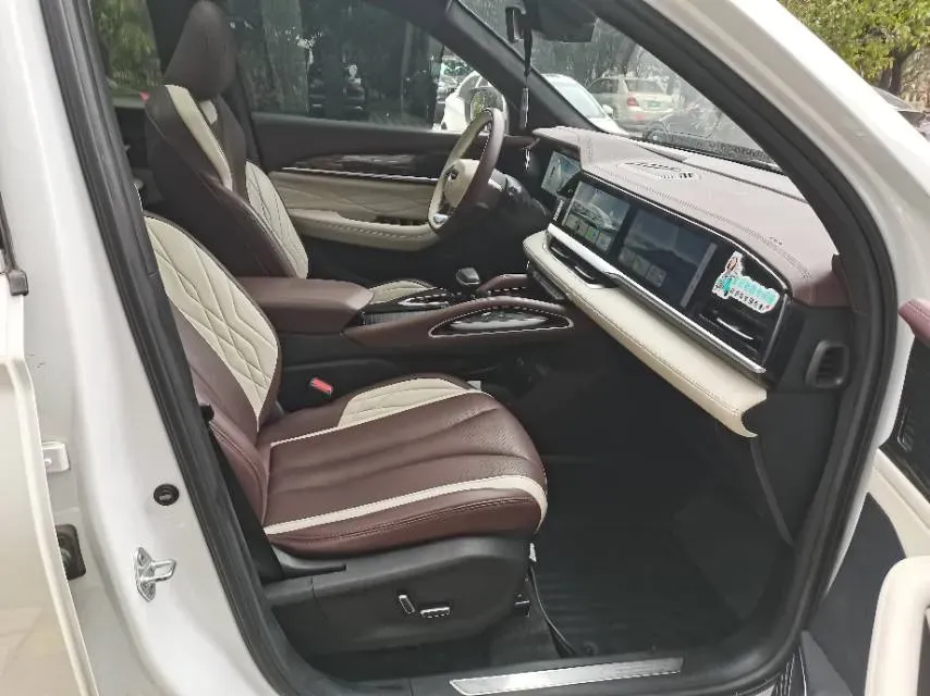 2021 Geely Monjaro 2.0T 218HP L4 7DCT,autocango,china used car exporter,china ev exporter,chinese used car exporter,chinese used ev exporter