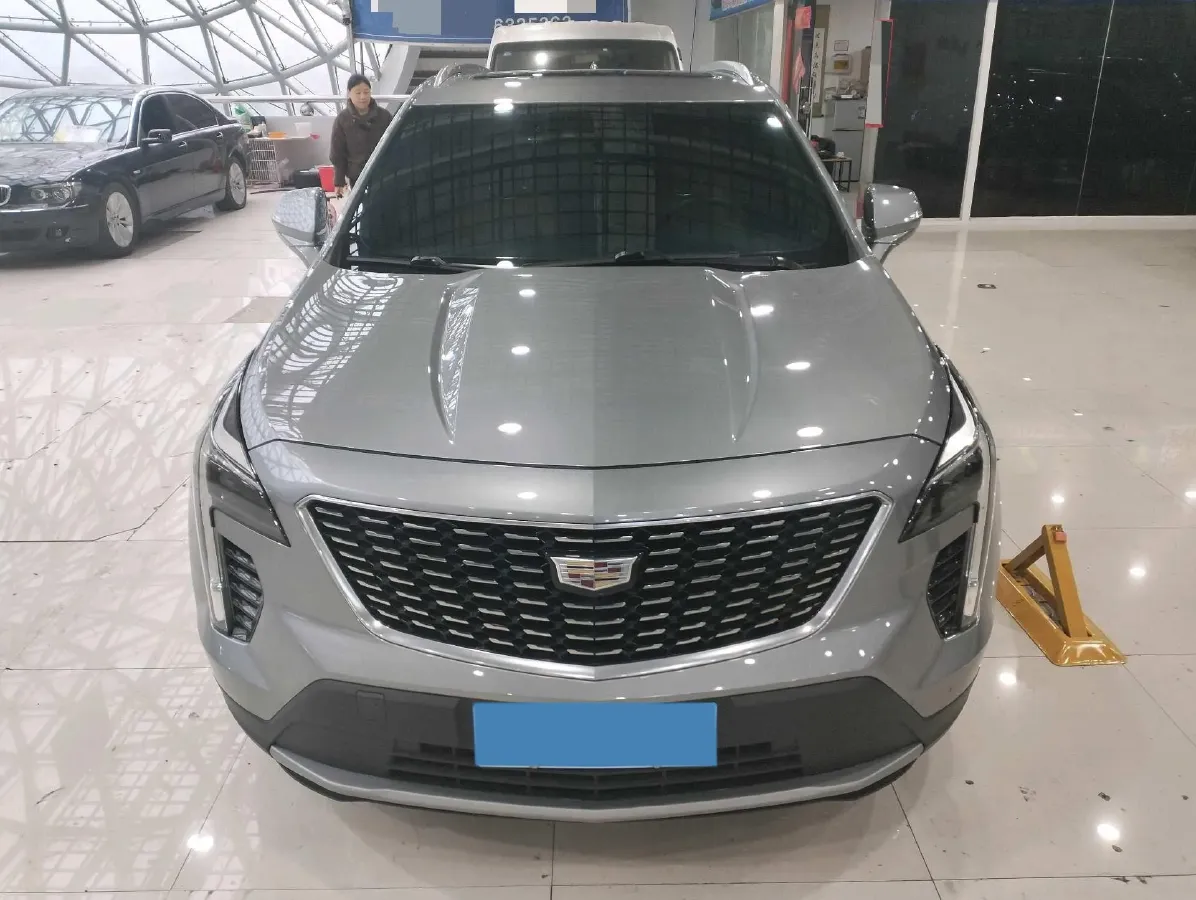 2023 Cadillac XT4 2.0T 237HP L4 9AT,autocango,china used car exporter,china ev exporter,chinese used car exporter,chinese used ev exporter