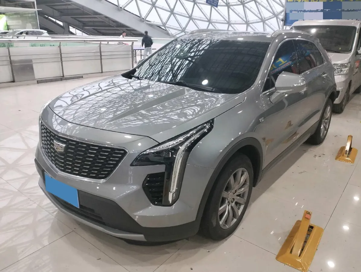2023 Cadillac XT4 2.0T 237HP L4 9AT,autocango,china used car exporter,china ev exporter,chinese used car exporter,chinese used ev exporter