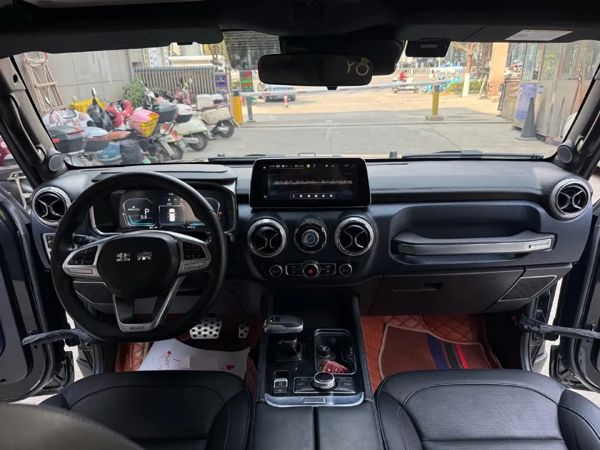 2020 Beijing BJ40 2.0T 224HP L4 8AT,autocango,china used car exporter,china ev exporter,chinese used car exporter,chinese used ev exporter