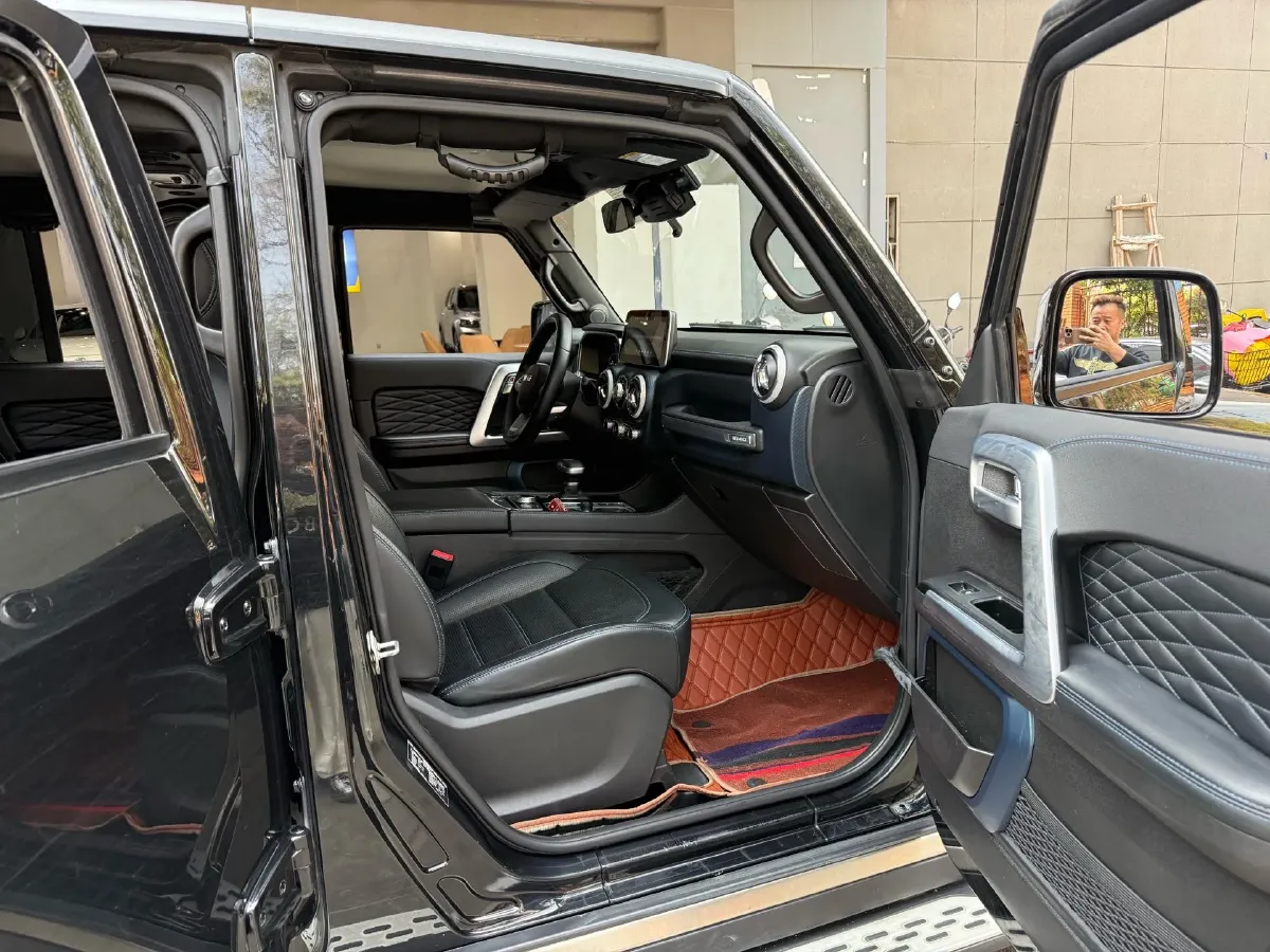 2020 Beijing BJ40 2.0T 224HP L4 8AT,autocango,china used car exporter,china ev exporter,chinese used car exporter,chinese used ev exporter