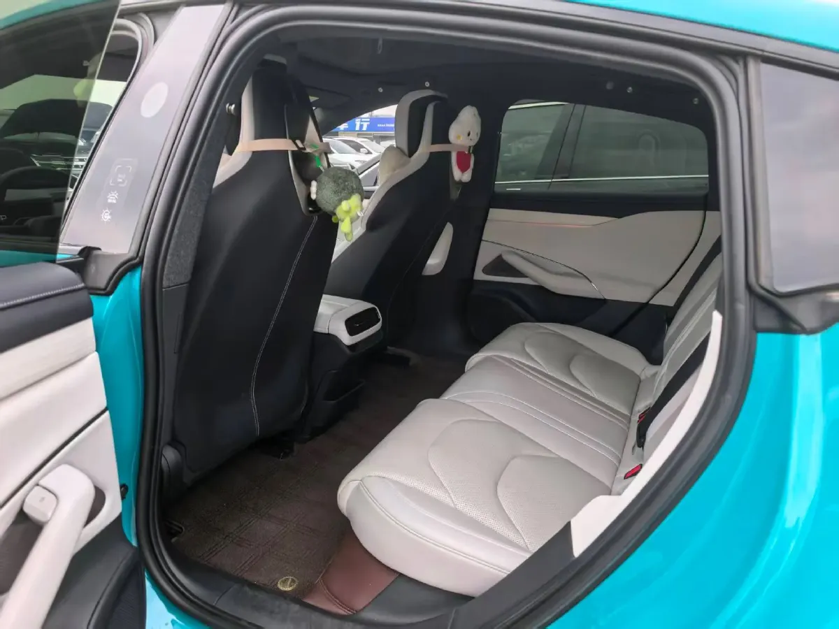 2024 MI SU7 BEV 73.6KWH,autocango,china used car exporter,china ev exporter,chinese used car exporter,chinese used ev exporter