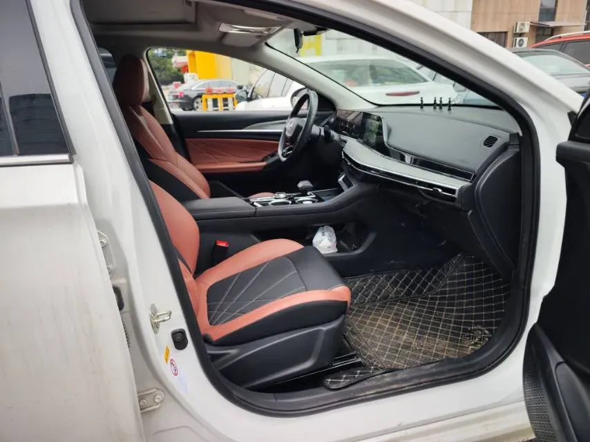 2023 ChangAn Eado 1.4T 160HP L4 7DCT,autocango,china used car exporter,china ev exporter,chinese used car exporter,chinese used ev exporter