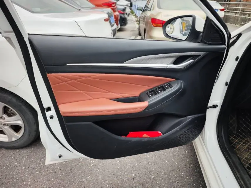 2023 ChangAn Eado 1.4T 160HP L4 7DCT,autocango,china used car exporter,china ev exporter,chinese used car exporter,chinese used ev exporter