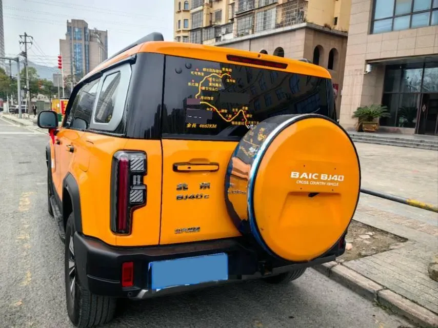 2024 Beijing BJ40 2.0T 245HP L4 8AT,autocango,china used car exporter,china ev exporter,chinese used car exporter,chinese used ev exporter