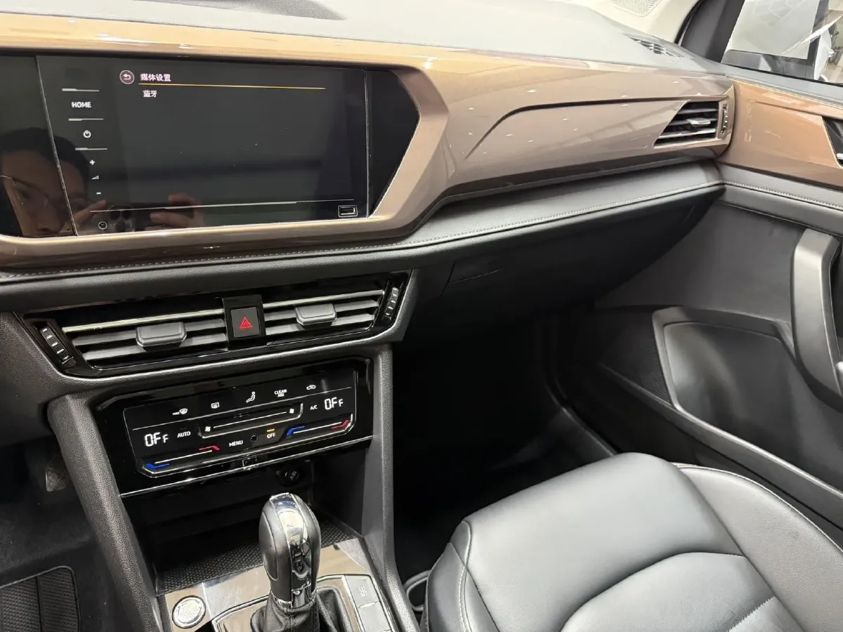 2021 Volkswagen Tharu 1.4T 150HP L4 7DCT,autocango,china used car exporter,china ev exporter,chinese used car exporter,chinese used ev exporter