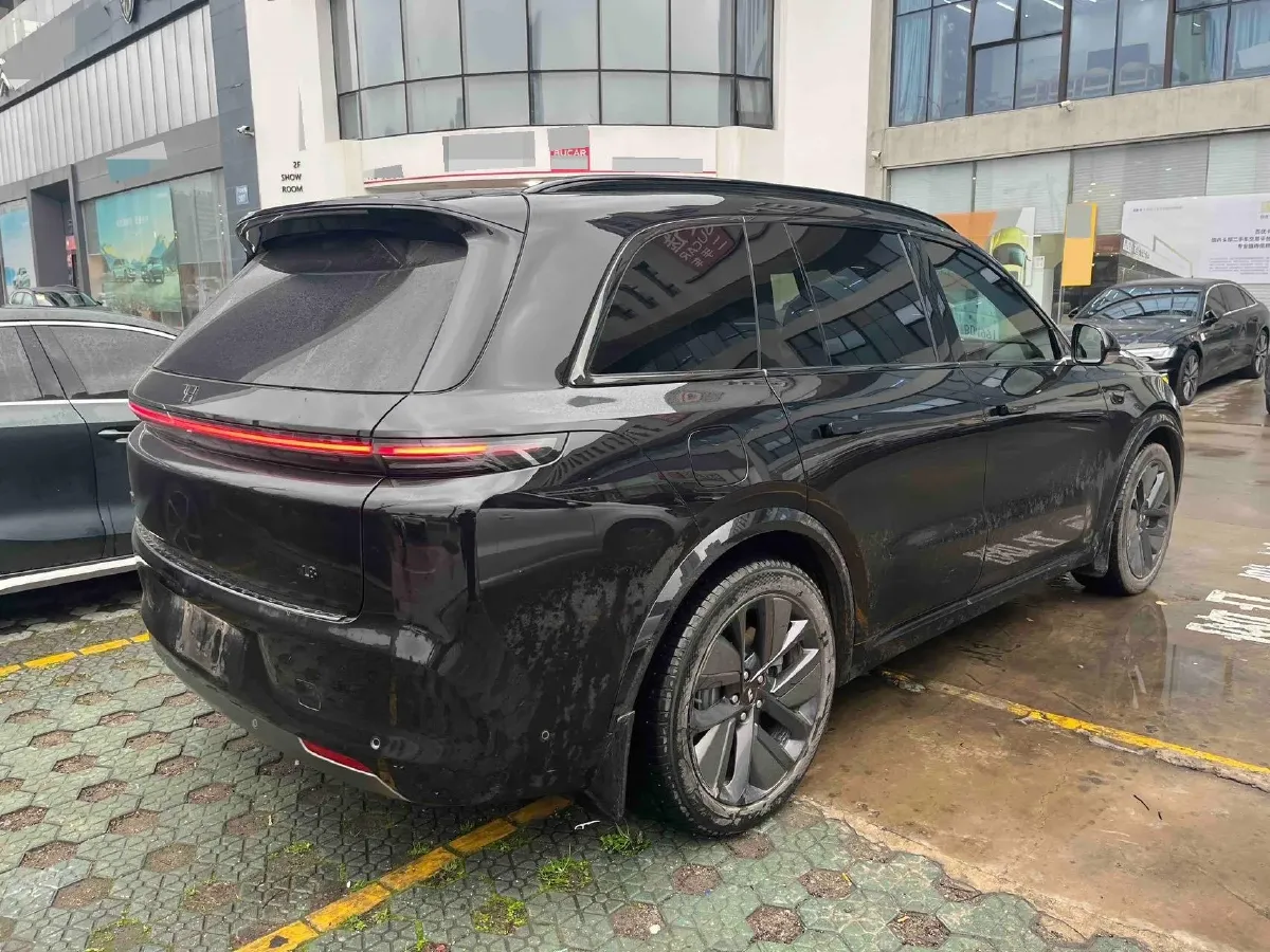 2023 Li L8 Range Extended 154HP REEV 40.9KWH,autocango,china used car exporter,china ev exporter,chinese used car exporter,chinese used ev exporter
