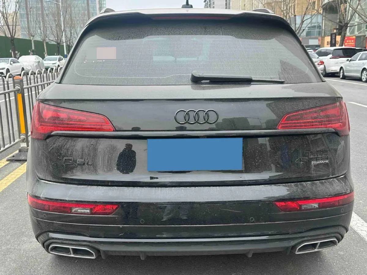 2022 Audi Q5L 2.0T 252HP L4 7DCT,autocango,china used car exporter,china ev exporter,chinese used car exporter,chinese used ev exporter