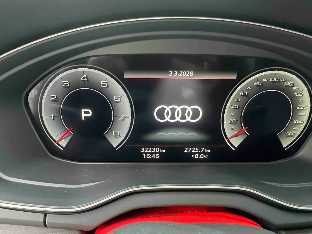 2022 Audi Q5L 2.0T 252HP L4 7DCT,autocango,china used car exporter,china ev exporter,chinese used car exporter,chinese used ev exporter