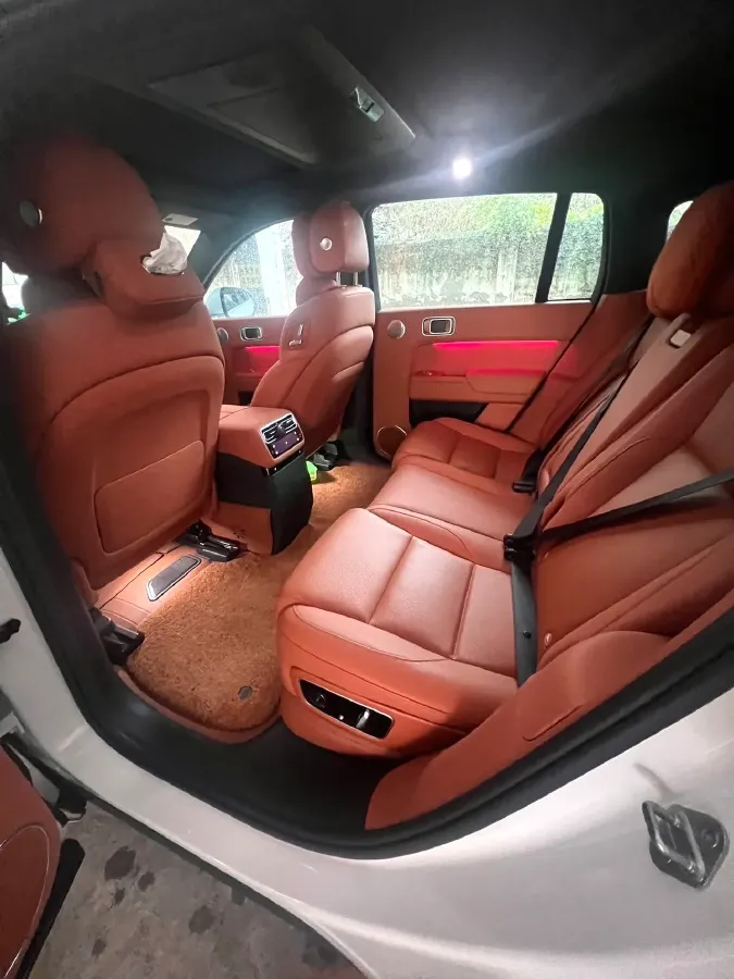 2024 Li L8 Range Extended 154HP REEV 52.3KWH,autocango,china used car exporter,china ev exporter,chinese used car exporter,chinese used ev exporter