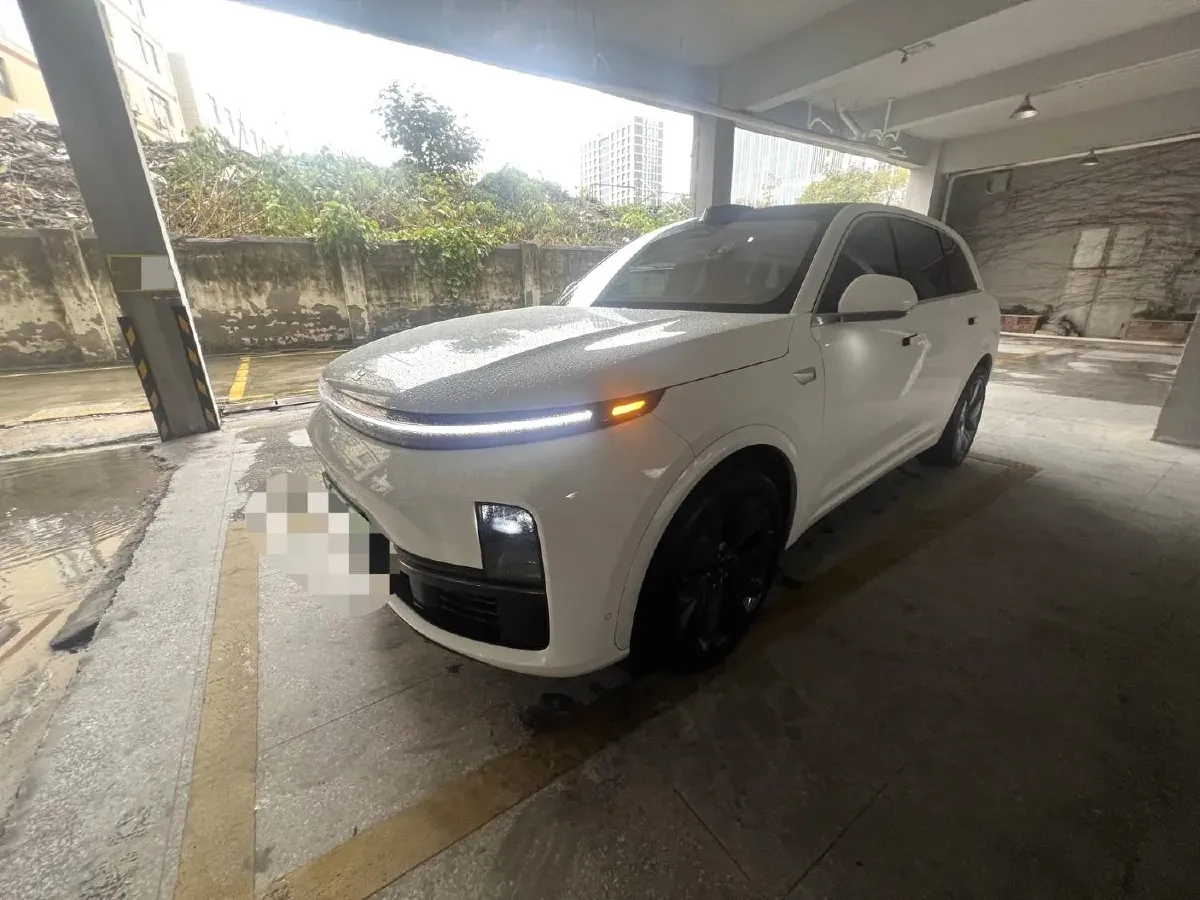 2024 Li L8 Range Extended 154HP REEV 52.3KWH,autocango,china used car exporter,china ev exporter,chinese used car exporter,chinese used ev exporter