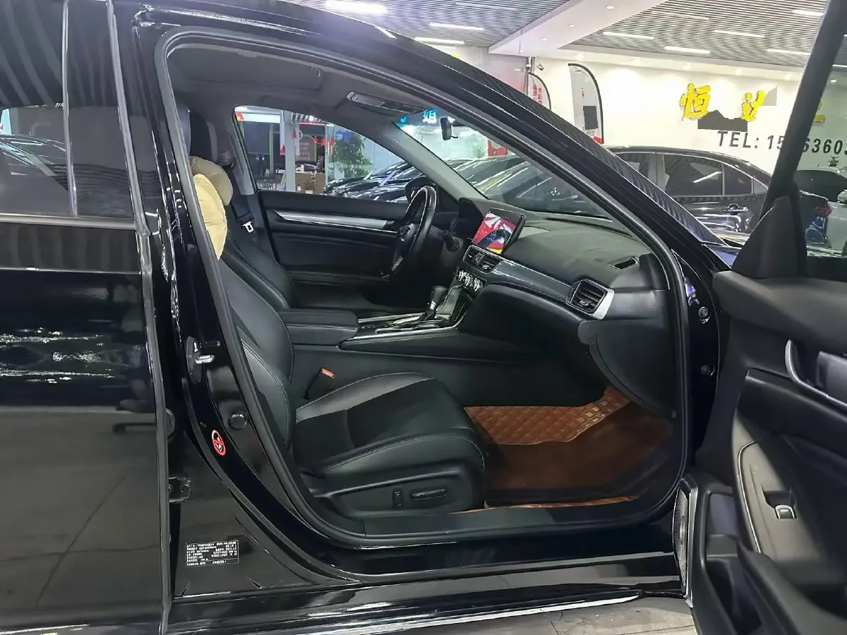 2022 Honda Accord 1.5T 194HP L4 CVT,autocango,china used car exporter,china ev exporter,chinese used car exporter,chinese used ev exporter
