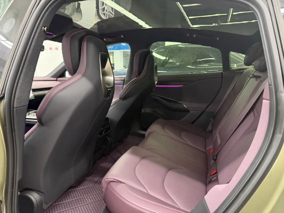 2024 MI SU7 BEV 73.6KWH,autocango,china used car exporter,china ev exporter,chinese used car exporter,chinese used ev exporter