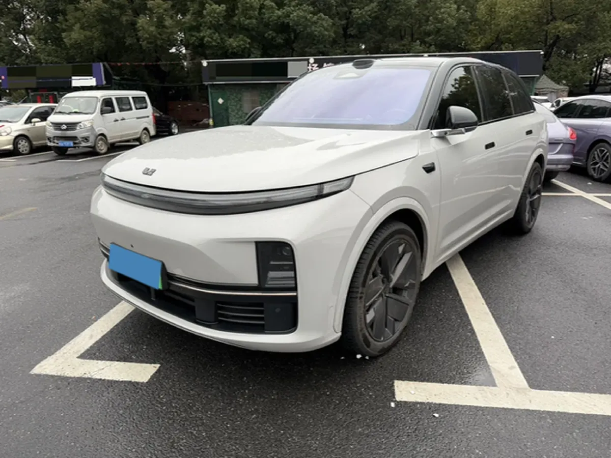 2025 Li L7 Range Extended 154HP REEV,autocango,china used car exporter,china ev exporter,chinese used car exporter,chinese used ev exporter