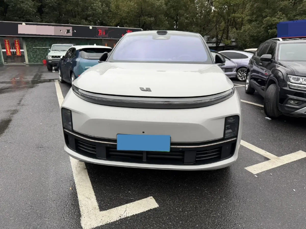 2025 Li L7 Range Extended 154HP REEV,autocango,china used car exporter,china ev exporter,chinese used car exporter,chinese used ev exporter