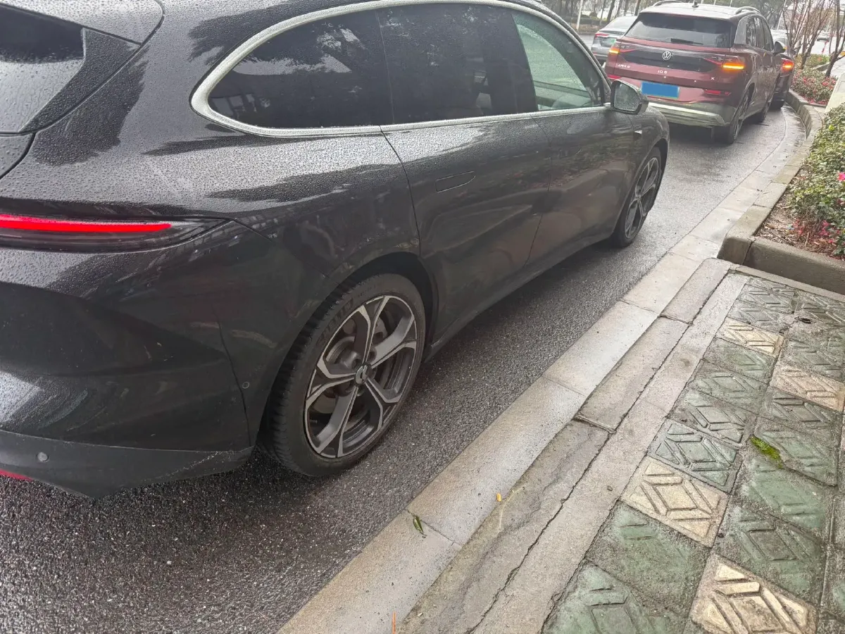 2023 NIO ET5T BEV 75KWH,autocango,china used car exporter,china ev exporter,chinese used car exporter,chinese used ev exporter