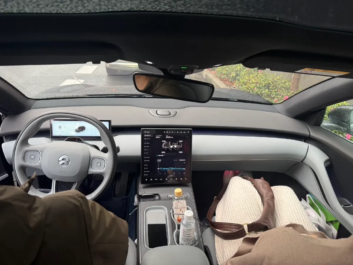 2023 NIO ET5T BEV 75KWH,autocango,china used car exporter,china ev exporter,chinese used car exporter,chinese used ev exporter