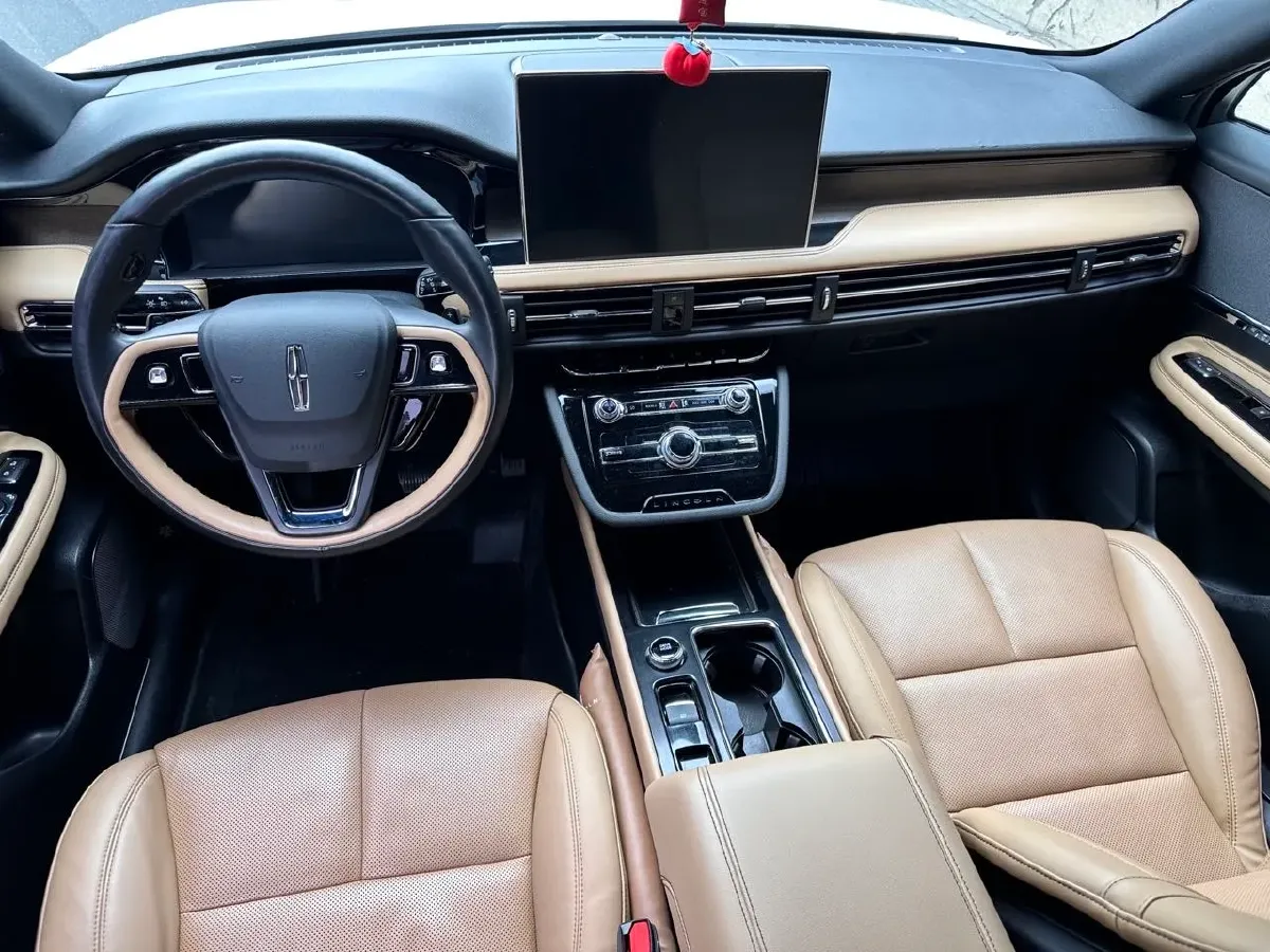 2022 Lincoln Corsair 2.0T 245HP L4 8AT,autocango,china used car exporter,china ev exporter,chinese used car exporter,chinese used ev exporter