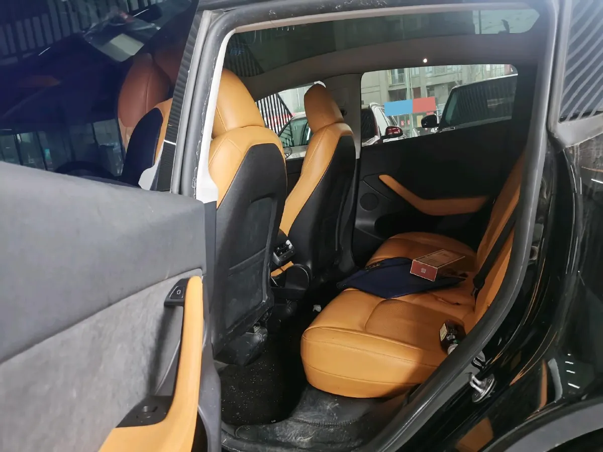 2022 Tesla Model Y BEV 60KWH,autocango,china used car exporter,china ev exporter,chinese used car exporter,chinese used ev exporter