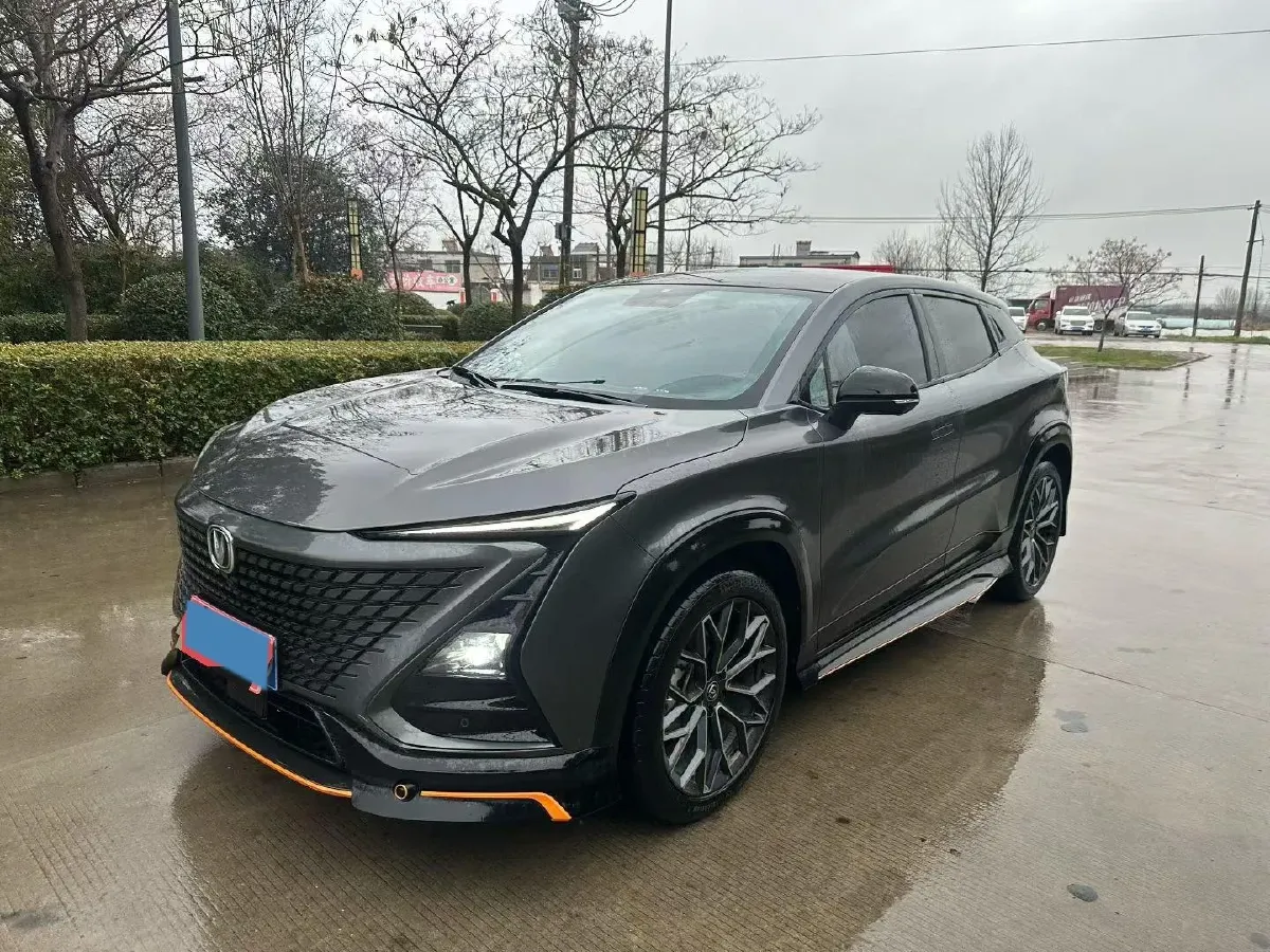 2022 ChangAn UNI-T 1.5T 188HP L4 7DCT,autocango,china used car exporter,china ev exporter,chinese used car exporter,chinese used ev exporter