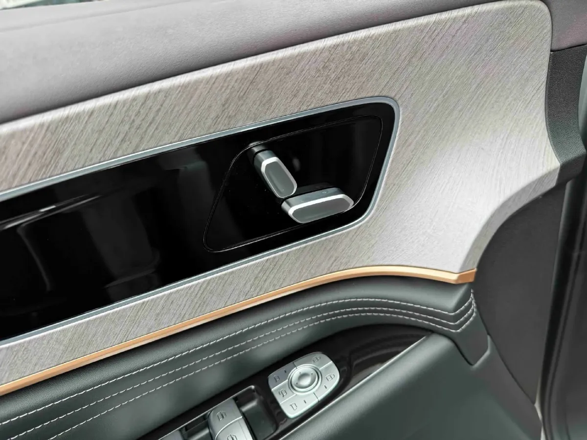 2025 Chery Tiggo9 C-DM 1.5T 156HP L4 3DHT PHEV 19.43KWH,autocango,china used car exporter,china ev exporter,chinese used car exporter,chinese used ev exporter