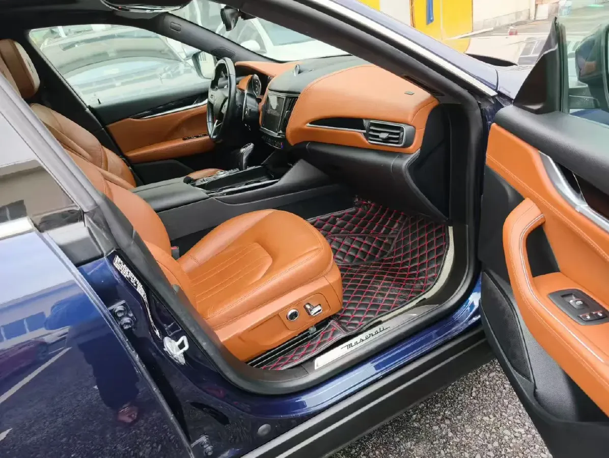 2021 Maserati Levante 3.0T 350HP V6 8AT,autocango,china used car exporter,china ev exporter,chinese used car exporter,chinese used ev exporter