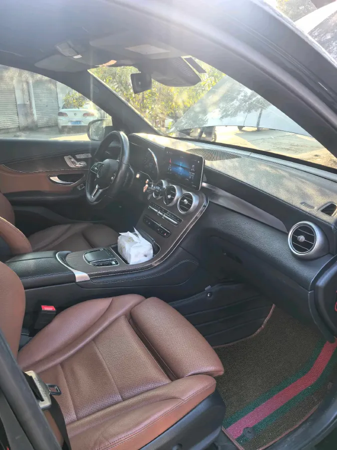 2020 Mercedes-Benz GLC Class 2.0T 258HP L4 9AT,autocango,china used car exporter,china ev exporter,chinese used car exporter,chinese used ev exporter