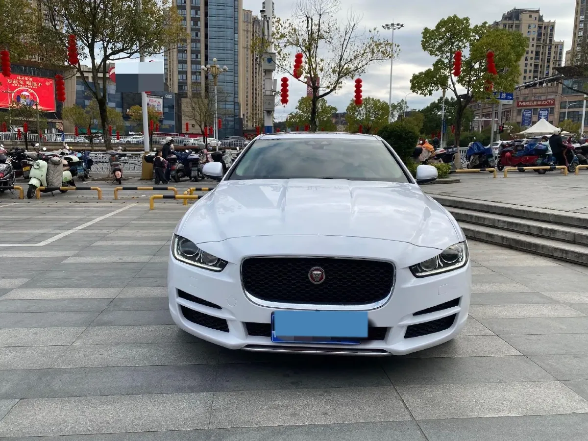 2018 Jaguar XEL 2.0T 200HP L4 8AT,autocango,china used car exporter,china ev exporter,chinese used car exporter,chinese used ev exporter