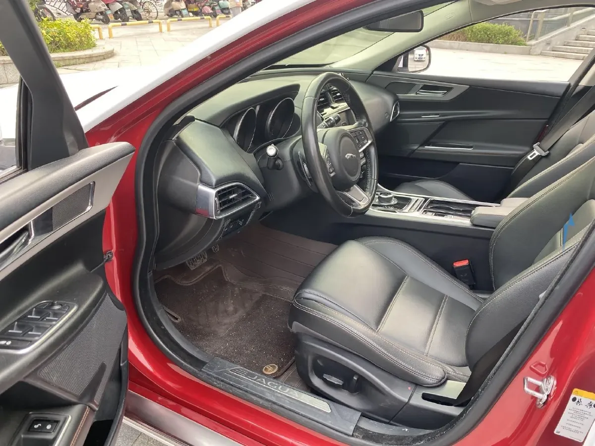 2018 Jaguar XEL 2.0T 200HP L4 8AT,autocango,china used car exporter,china ev exporter,chinese used car exporter,chinese used ev exporter
