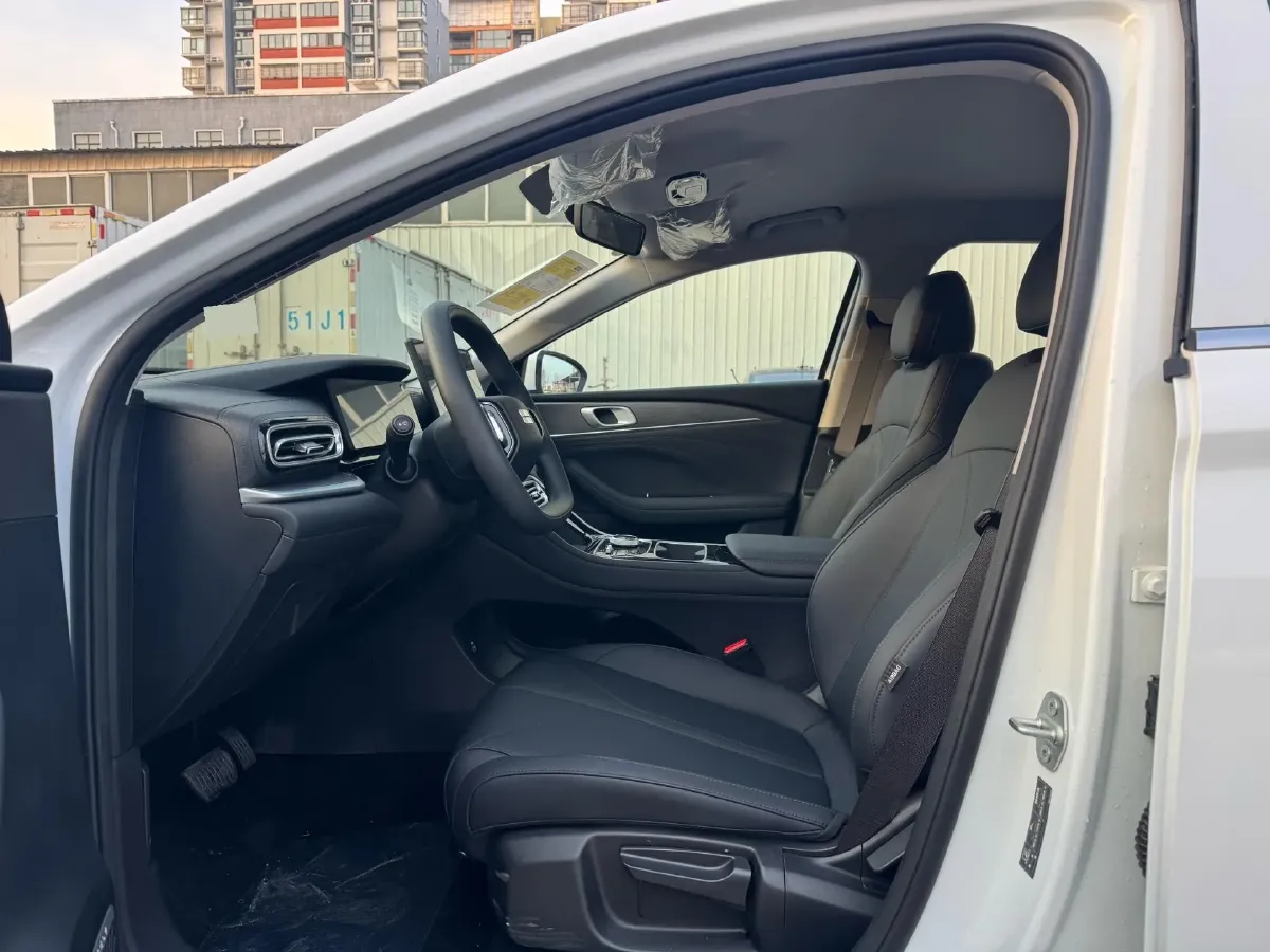 2025 ChangAn KuaYue KuaYueXing V5 EV BEV 41.86KWH,autocango,china used car exporter,china ev exporter,chinese used car exporter,chinese used ev exporter