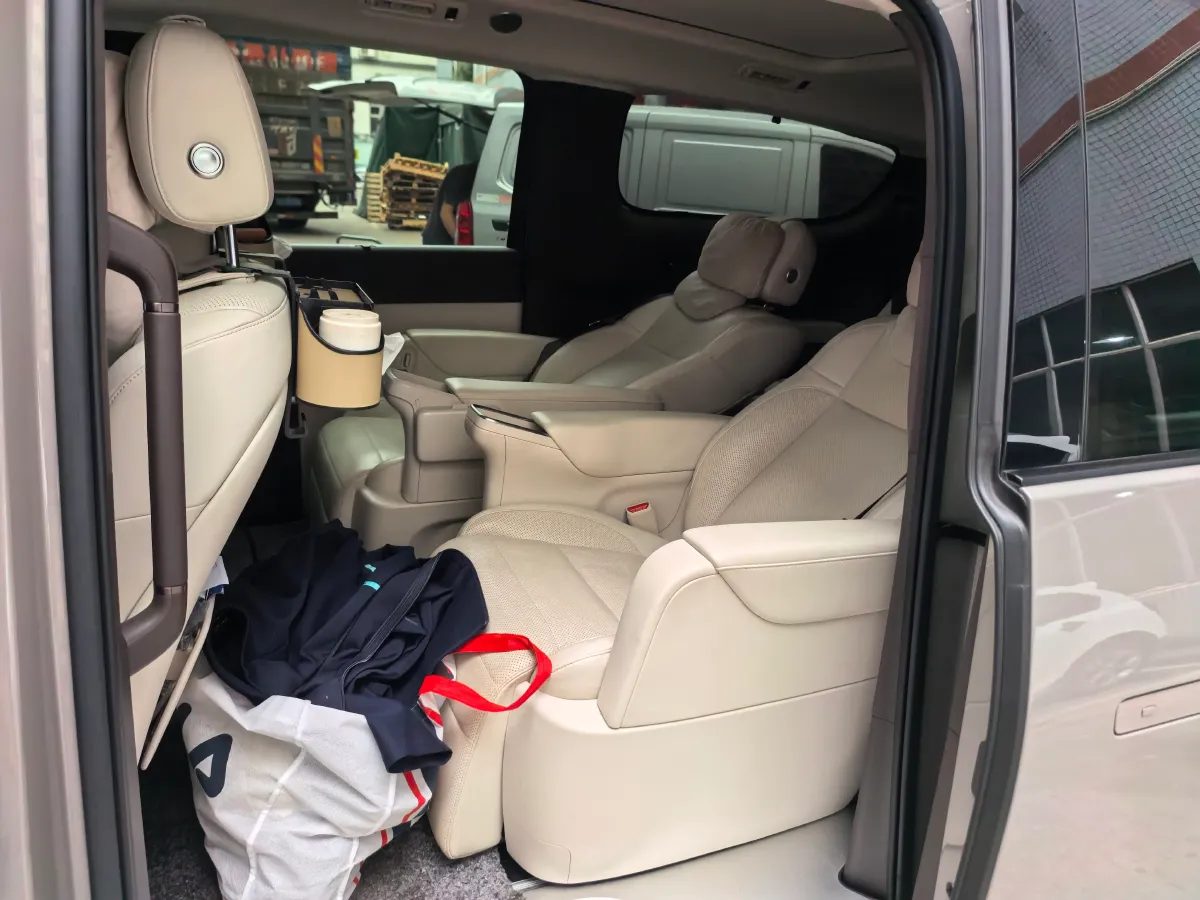 2024 Li MEGA BEV 102.7KWH,autocango,china used car exporter,china ev exporter,chinese used car exporter,chinese used ev exporter