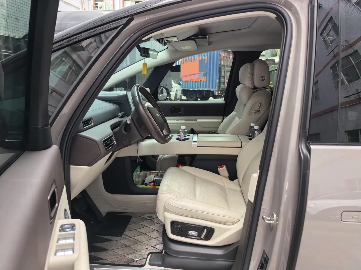 2024 Li MEGA BEV 102.7KWH,autocango,china used car exporter,china ev exporter,chinese used car exporter,chinese used ev exporter