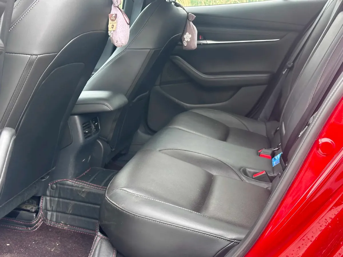 2022 Mazda 3 Axela 2.0L 158HP L4 6AT,autocango,china used car exporter,china ev exporter,chinese used car exporter,chinese used ev exporter