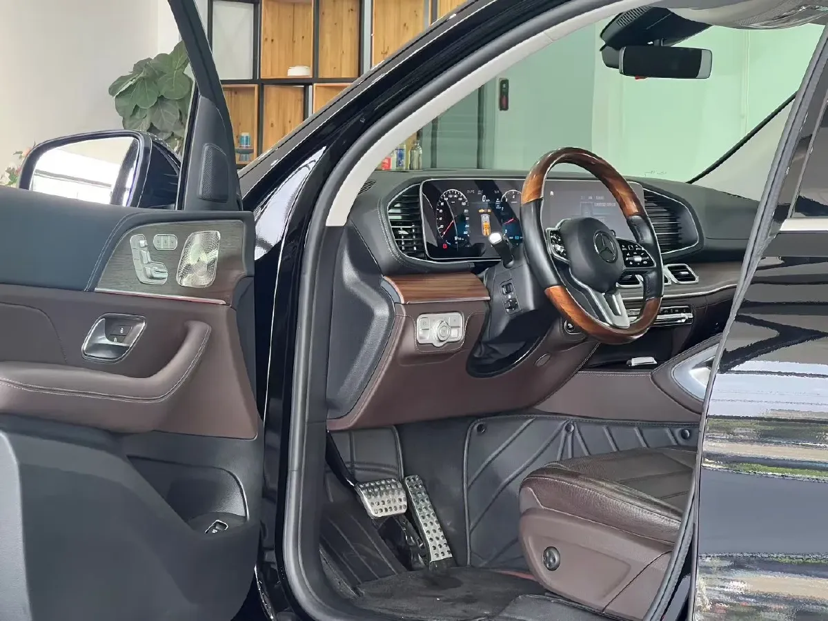 2022 Audi Q5L 2.0T 190HP L4 7DCT,autocango,china used car exporter,china ev exporter,chinese used car exporter,chinese used ev exporter