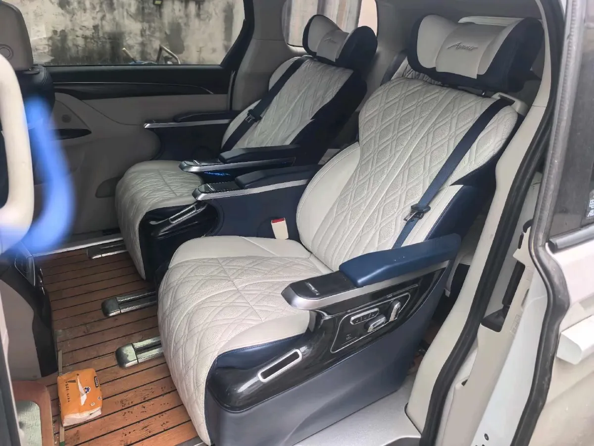 2020 Buick GL8 2.0T 237HP L4 9AT,autocango,china used car exporter,china ev exporter,chinese used car exporter,chinese used ev exporter